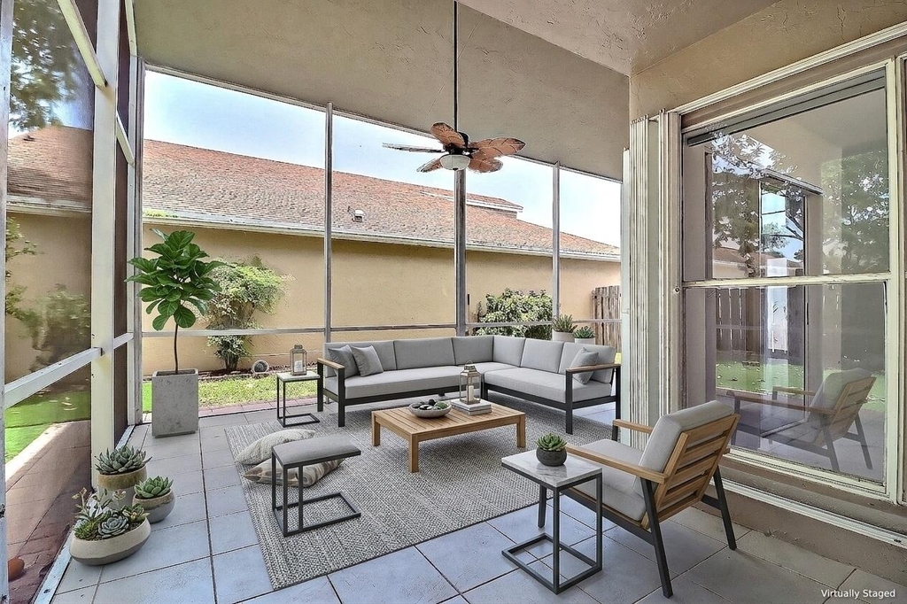 9401 Aegean Drive - Photo 3