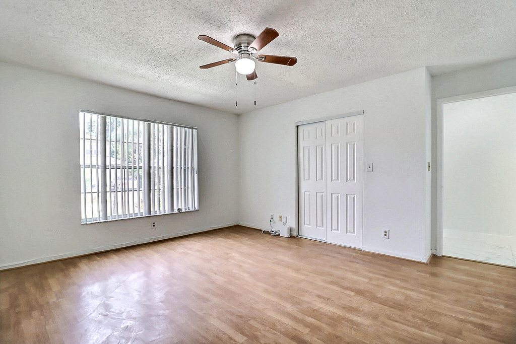 9401 Aegean Drive - Photo 14