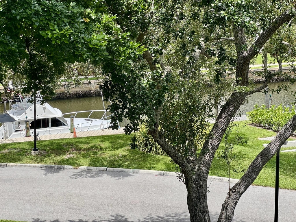 799 Jeffery Street - Photo 26