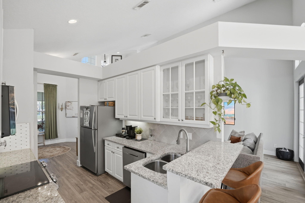 609 Sw St Thomas Cove - Photo 8