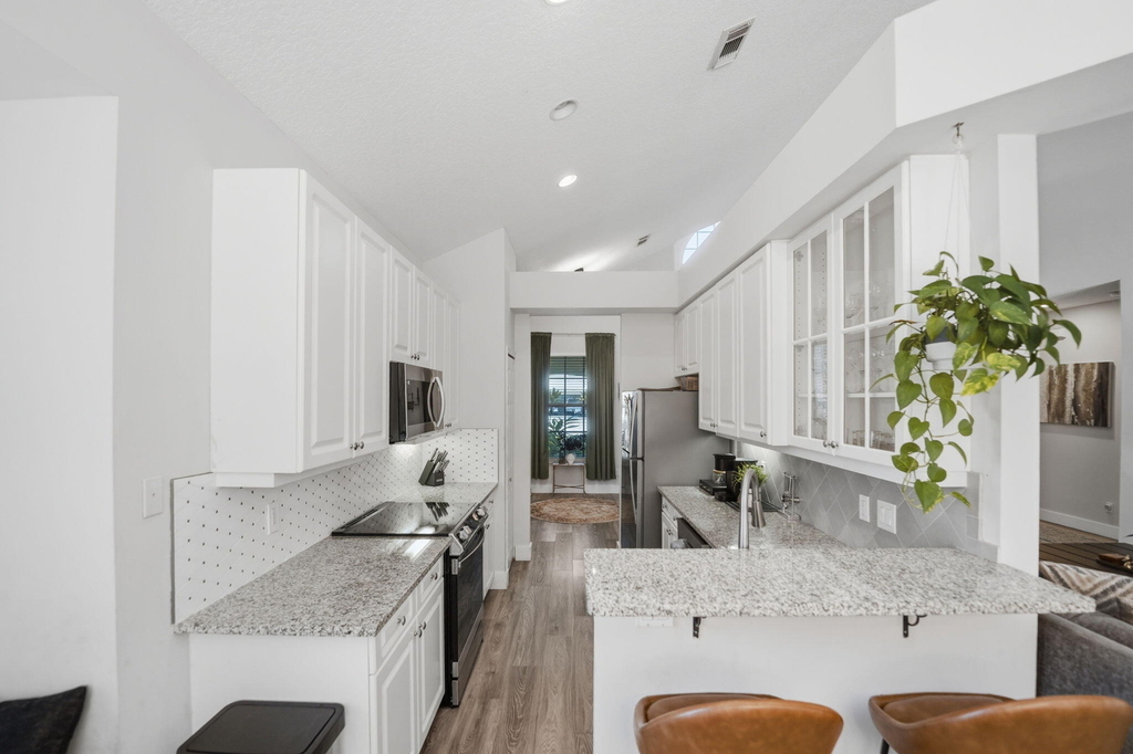 609 Sw St Thomas Cove - Photo 9