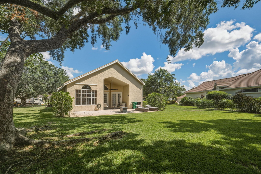 609 Sw St Thomas Cove - Photo 33
