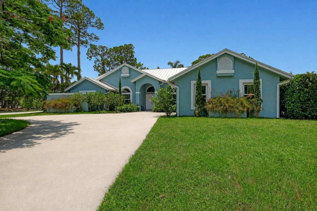 12925 Saint Davids Court - Photo 2