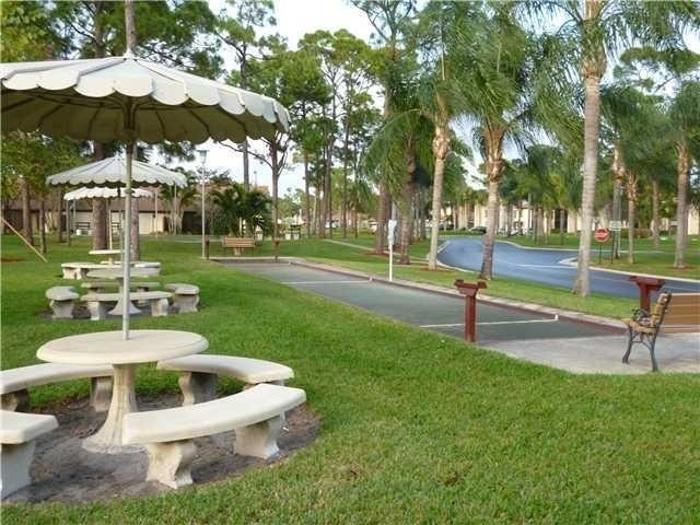 623 Sea Pine Way - Photo 23