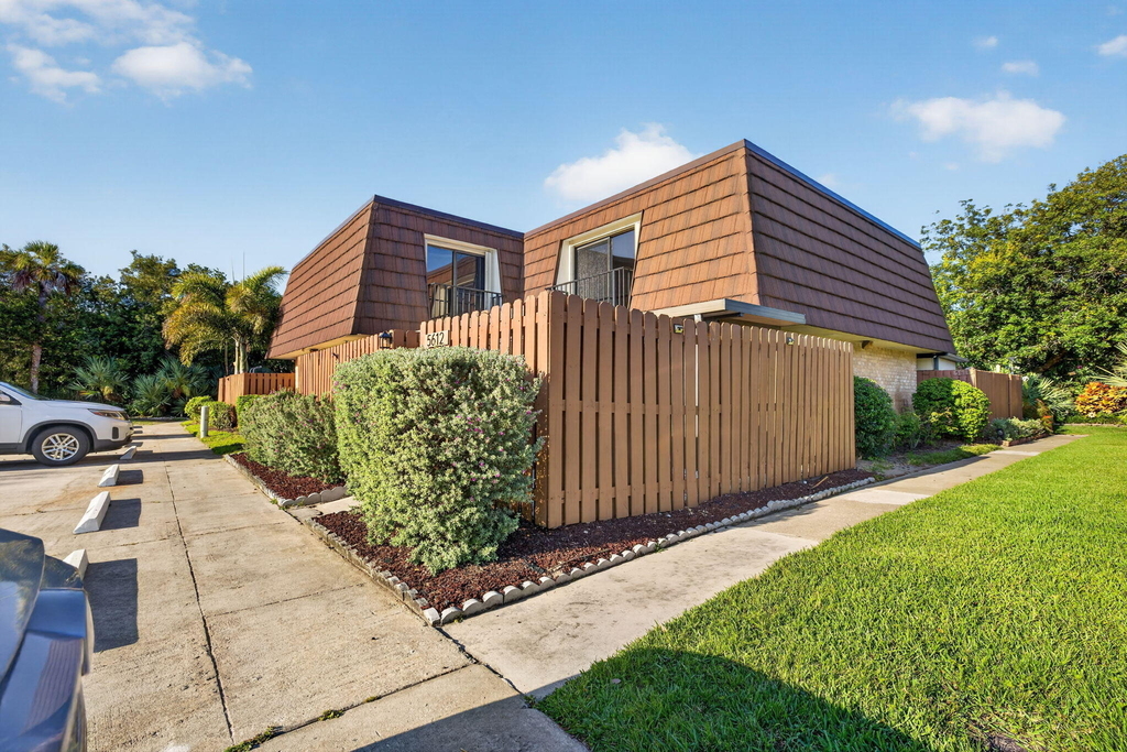 5612 Se Riverboat Drive - Photo 2