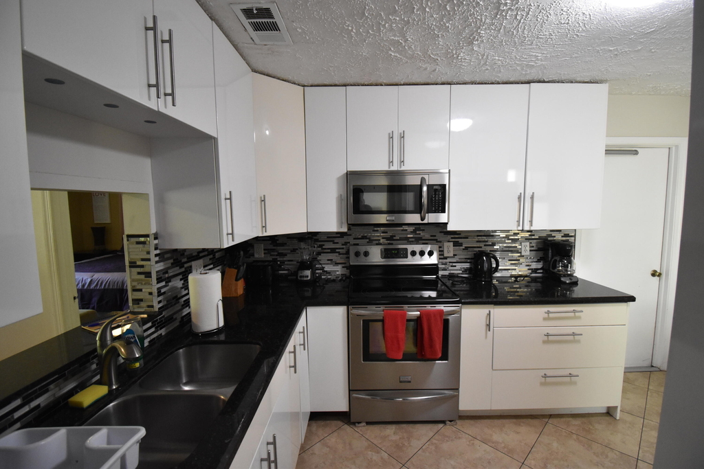 9426 Southampton Place - Photo 4
