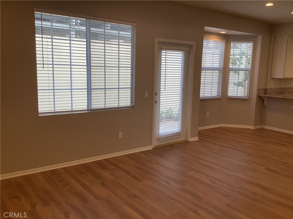 719 Fairview - Photo 5