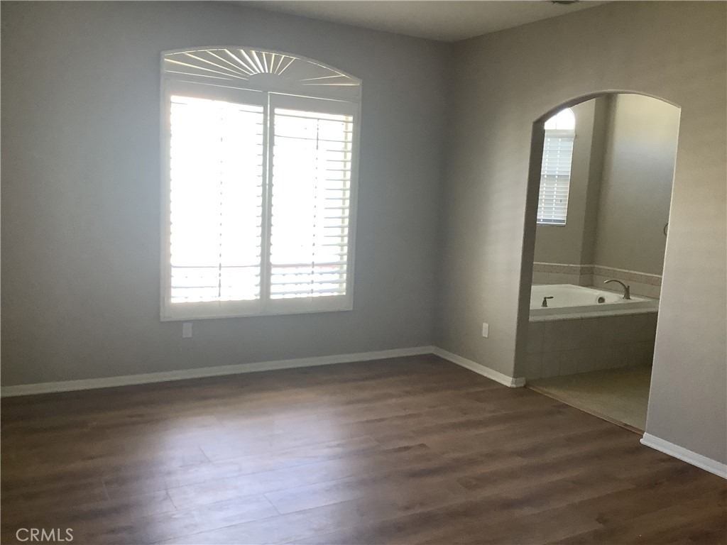 719 Fairview - Photo 9