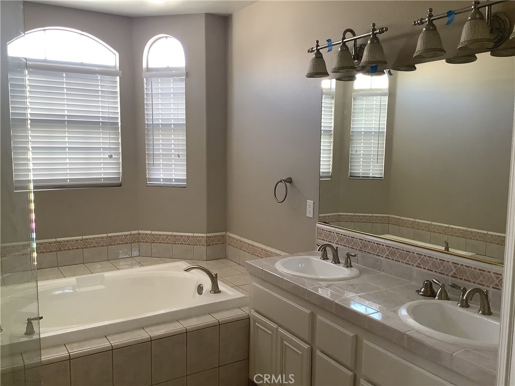 719 Fairview - Photo 10