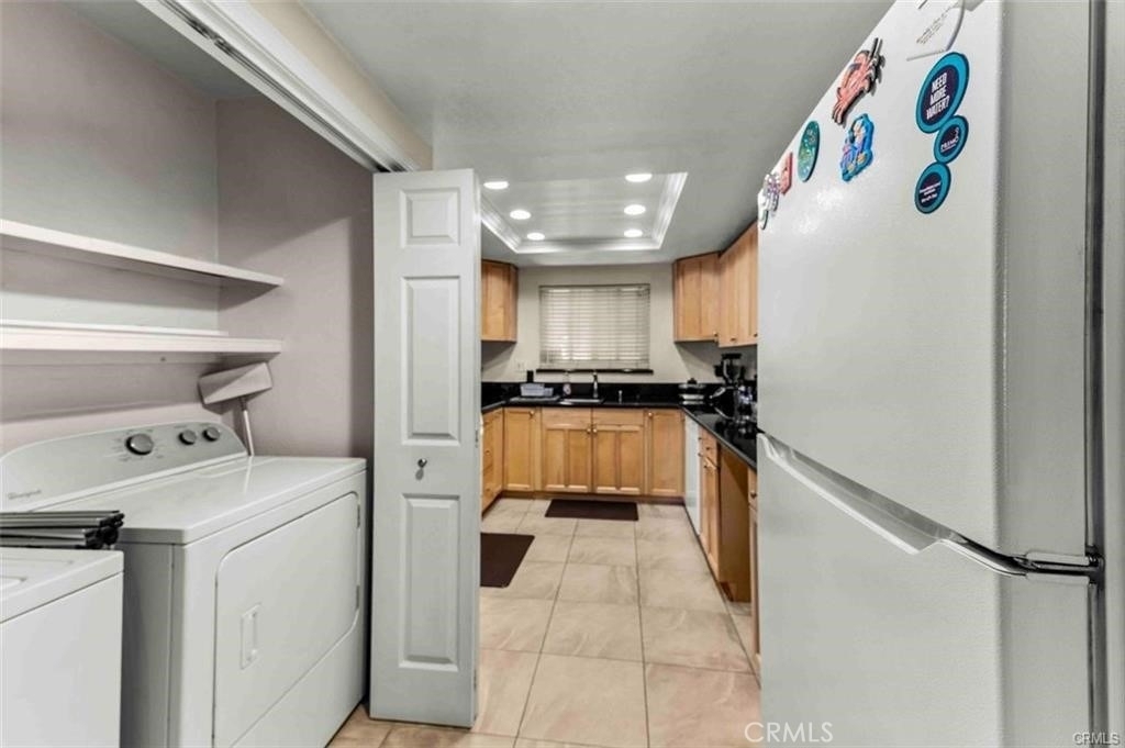 2101 E 21st Street - Photo 6