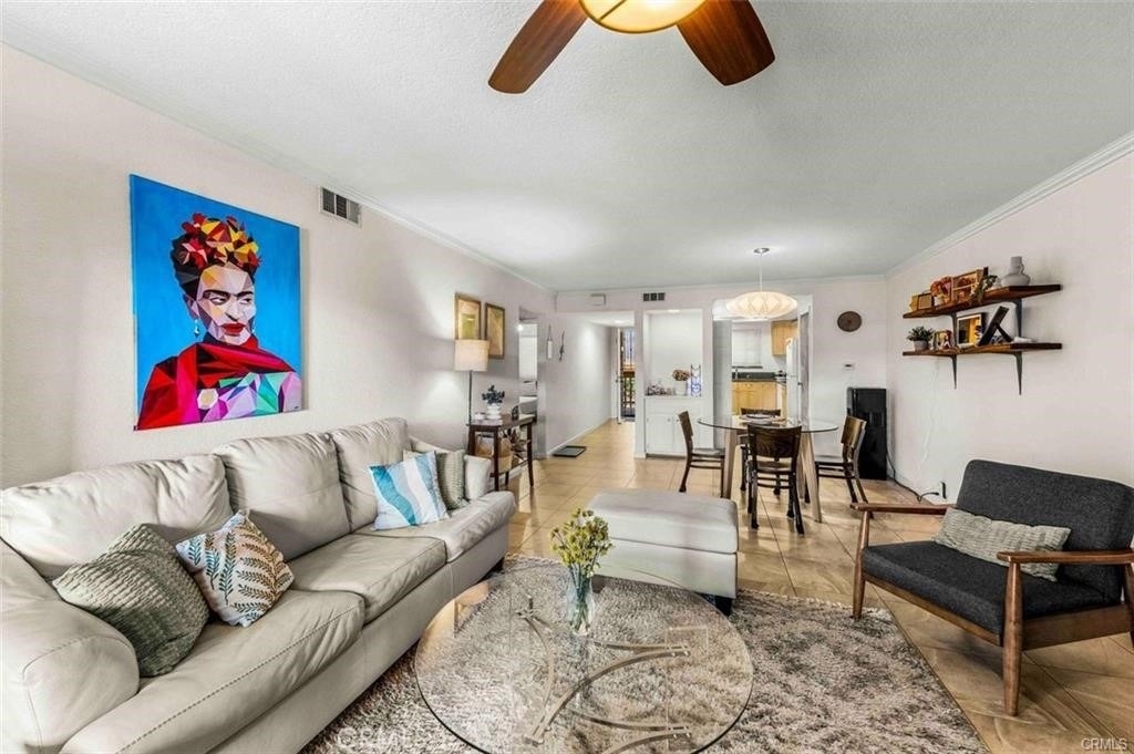 2101 E 21st Street - Photo 2