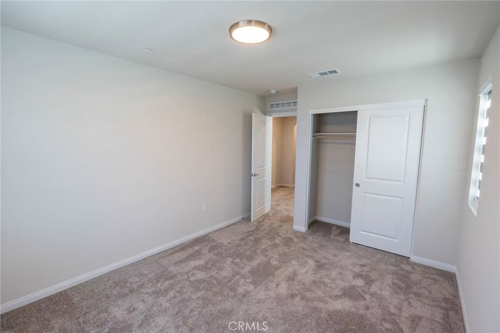 401 Verna St - Photo 11