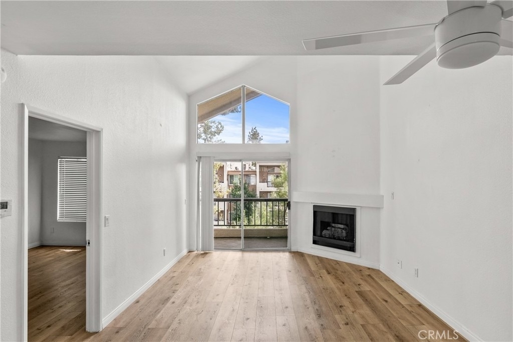 5500 Owensmouth Avenue - Photo 3