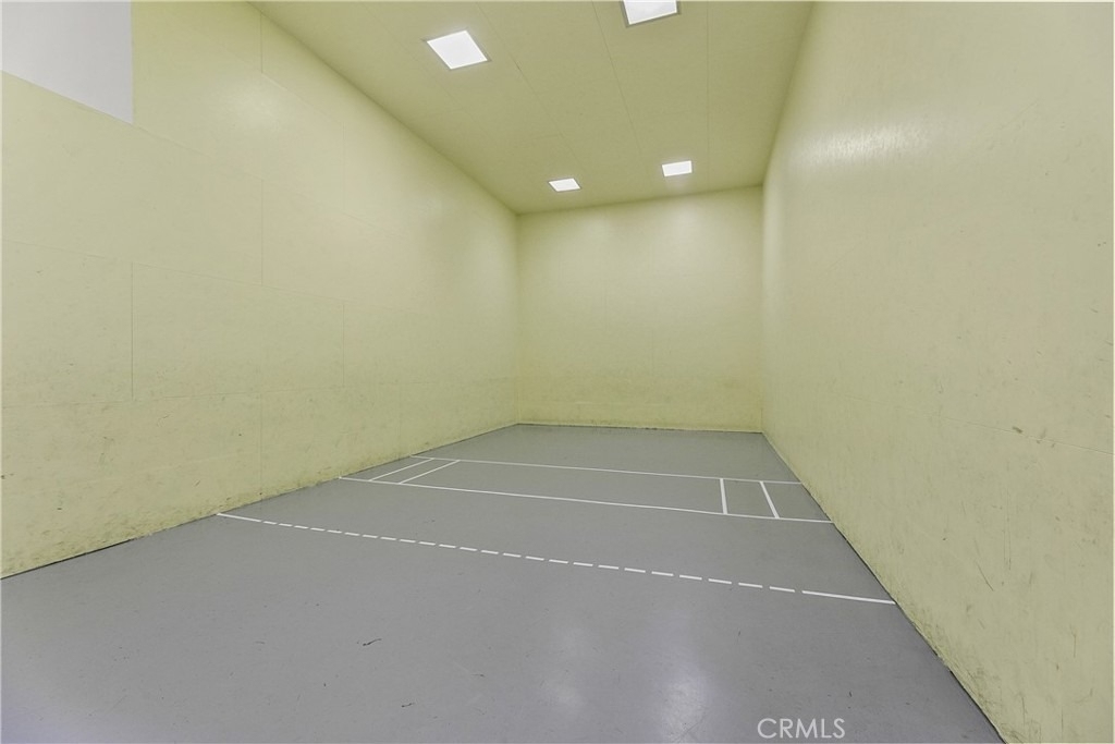 5500 Owensmouth Avenue - Photo 22