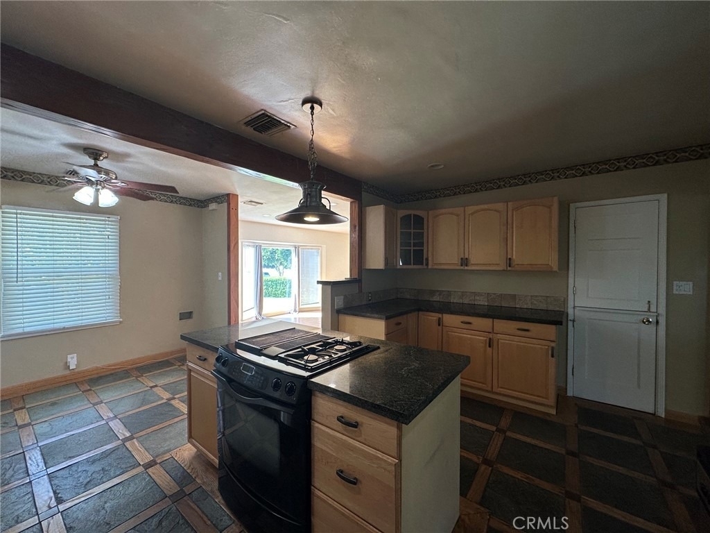 6724 Jumilla Avenue - Photo 8