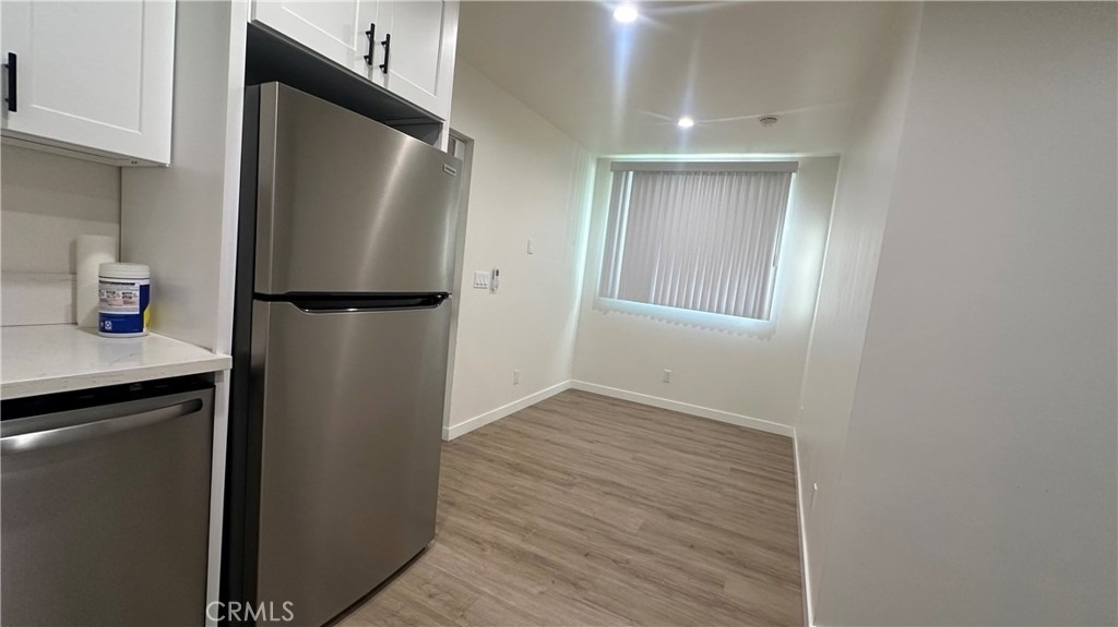 7905 White Oak - Photo 7