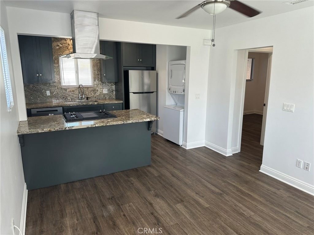 1819 Gramercy - Photo 5