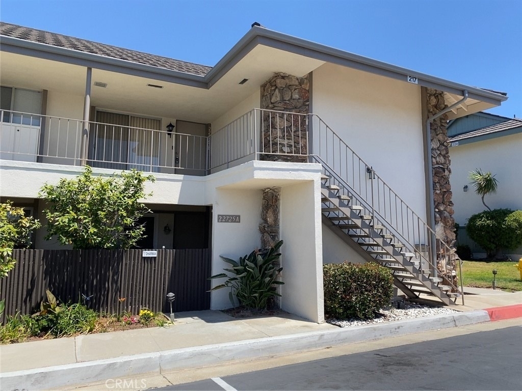 22725 Nadine Circle - Photo 0