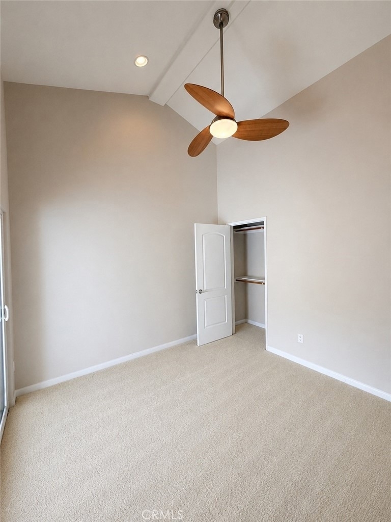 1323 Post Ave - Photo 10