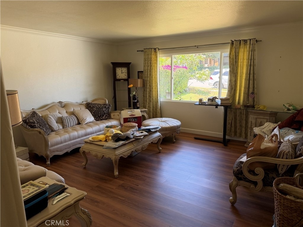 910 Orangewood - Photo 7