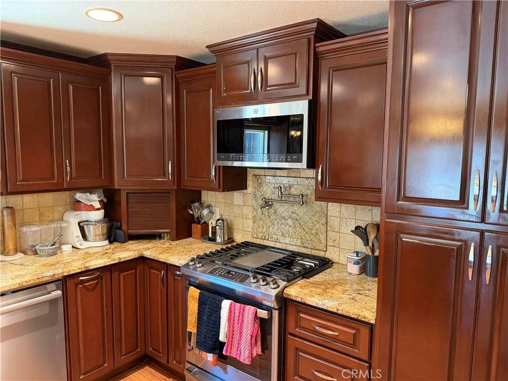 910 Orangewood - Photo 24