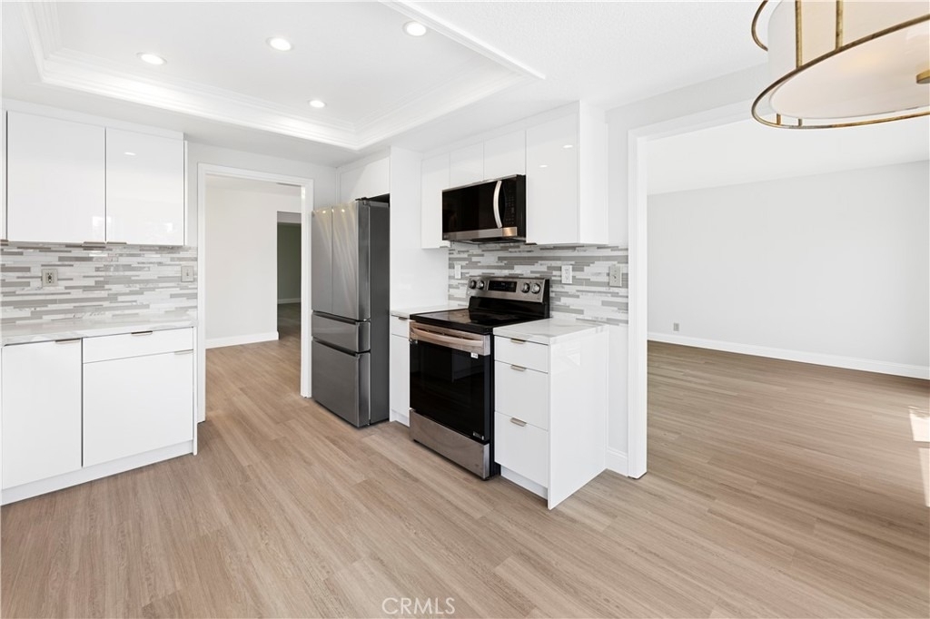 24242 Briones Drive - Photo 3