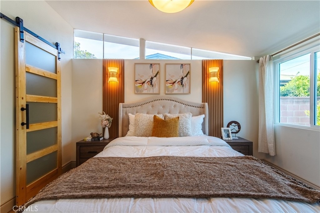 236 Mission - Photo 29