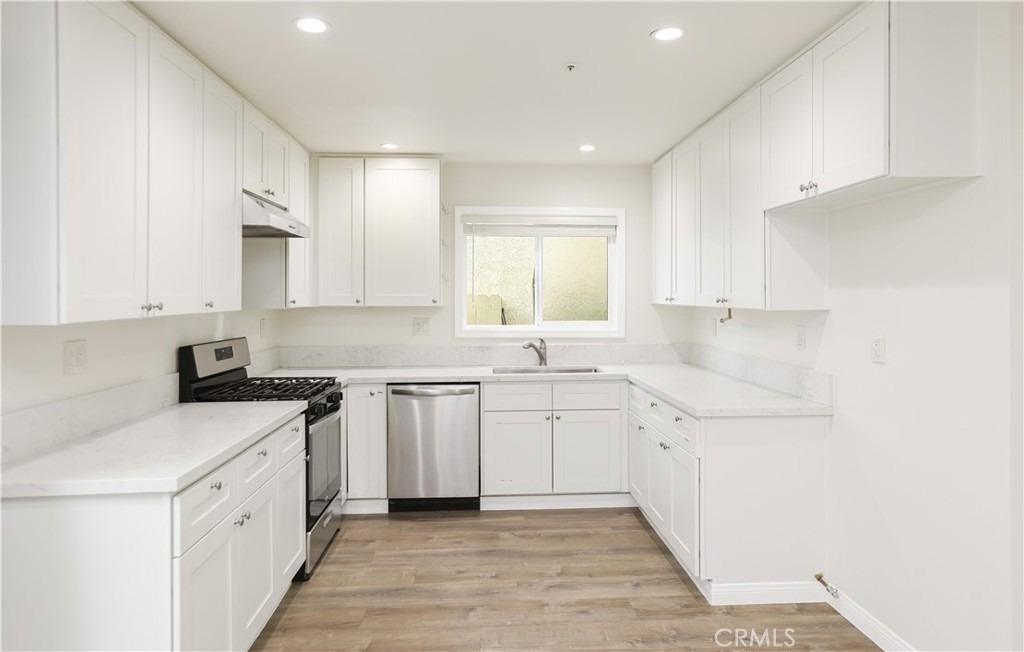 3032 Potrero - Photo 9