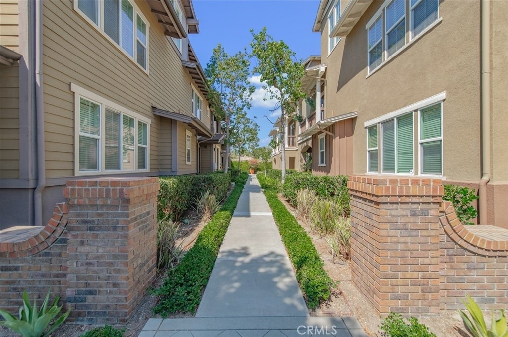 99 Liberty St - Photo 1