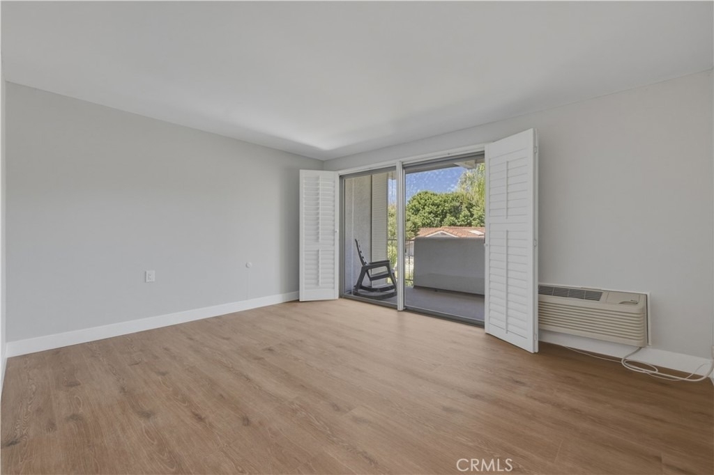 2022 Via Mariposa East - Photo 21