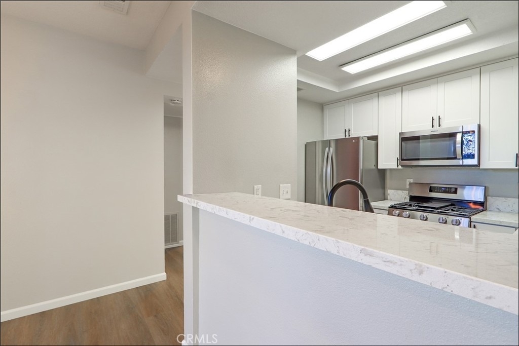 80 Verdin - Photo 10