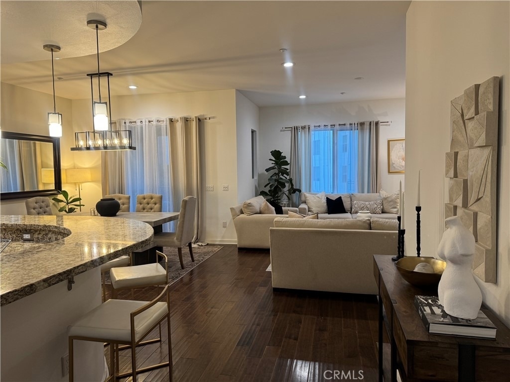 21 Gramercy - Photo 4