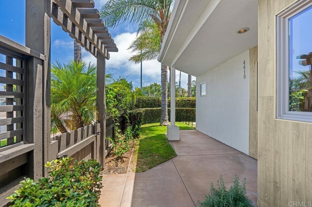 4410 Gresham - Photo 3
