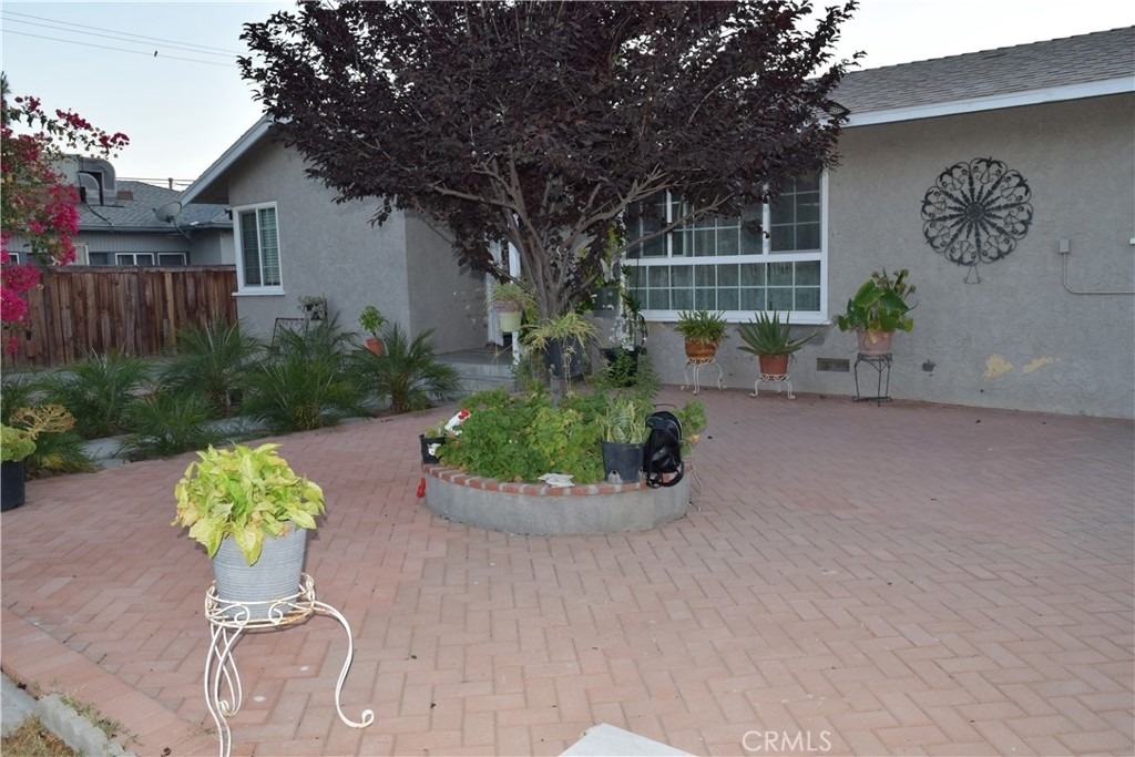 317 Terry Lane - Photo 3
