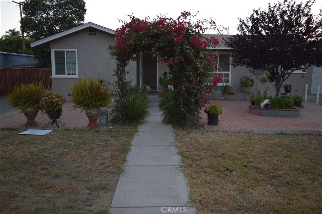 317 Terry Lane - Photo 0