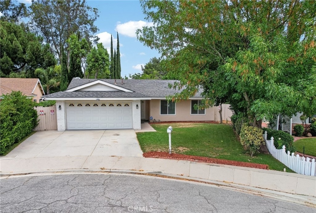 24441 Denise Pl - Photo 1