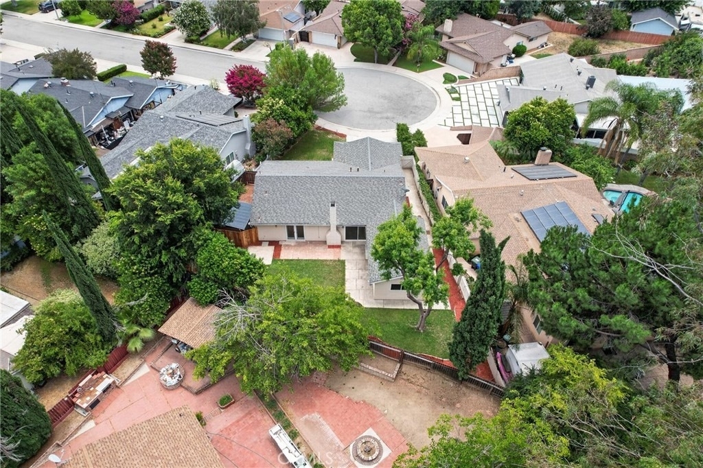 24441 Denise Pl - Photo 2