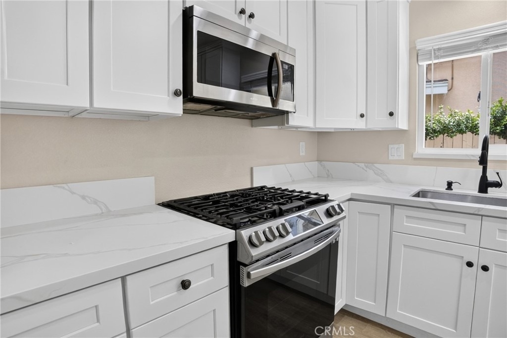 24441 Denise Pl - Photo 16