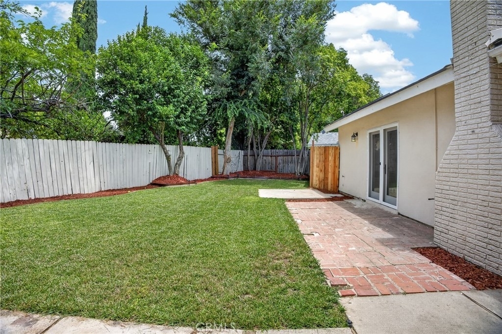 24441 Denise Pl - Photo 9