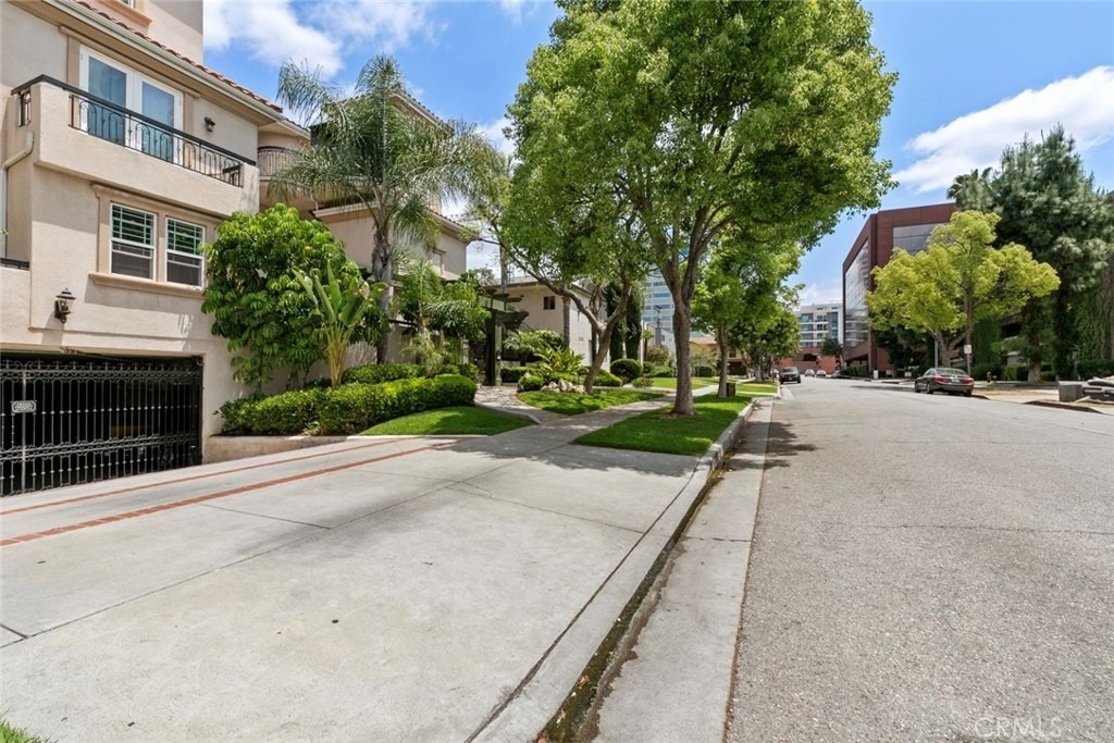 333 Milford Street - Photo 45