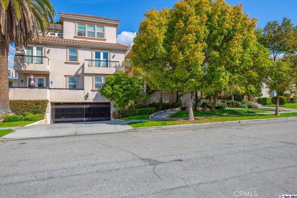 333 Milford Street - Photo 3