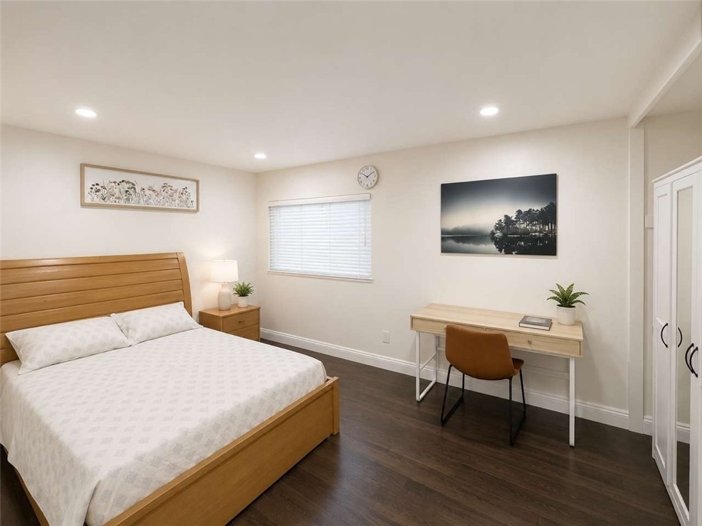 17211 Stowers Avenue - Photo 5