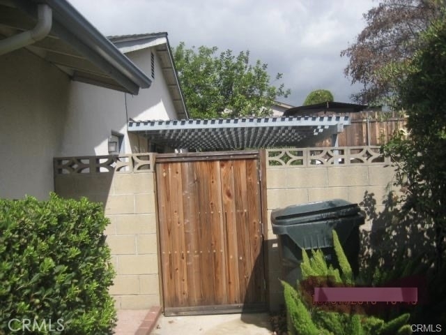 1293 Brenda Court - Photo 7