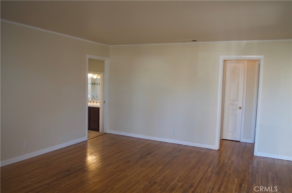 2528 W Flower Avenue - Photo 5