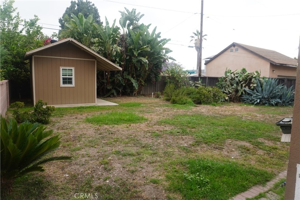 2528 W Flower Avenue - Photo 15