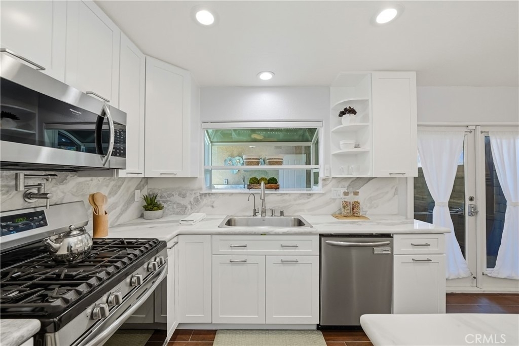 850 Windwood Drive - Photo 13