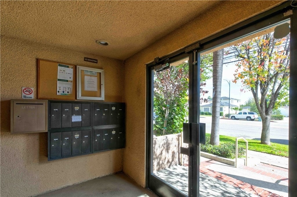 345 W Alameda - Photo 32
