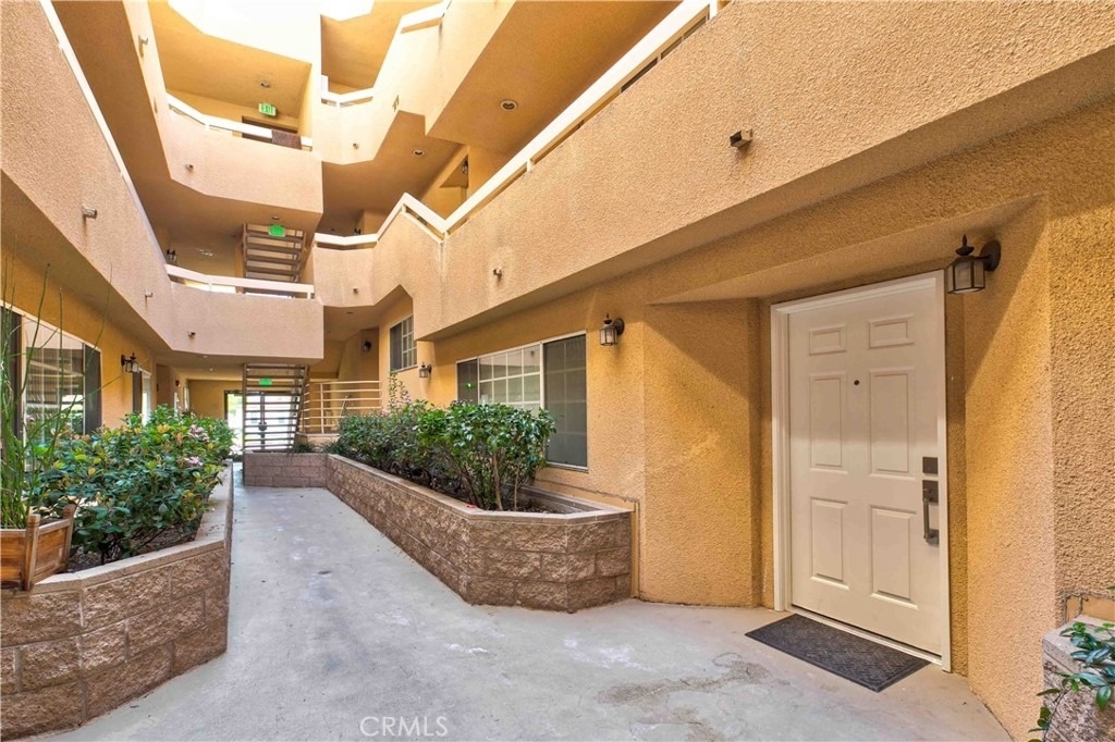345 W Alameda - Photo 34