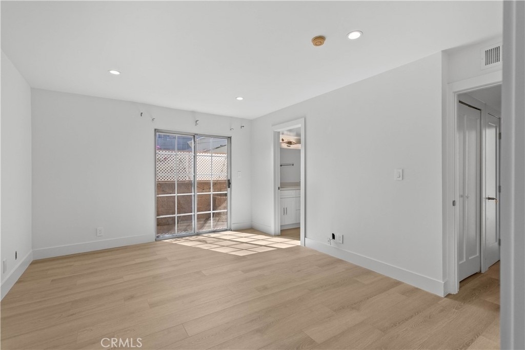 345 W Alameda - Photo 16