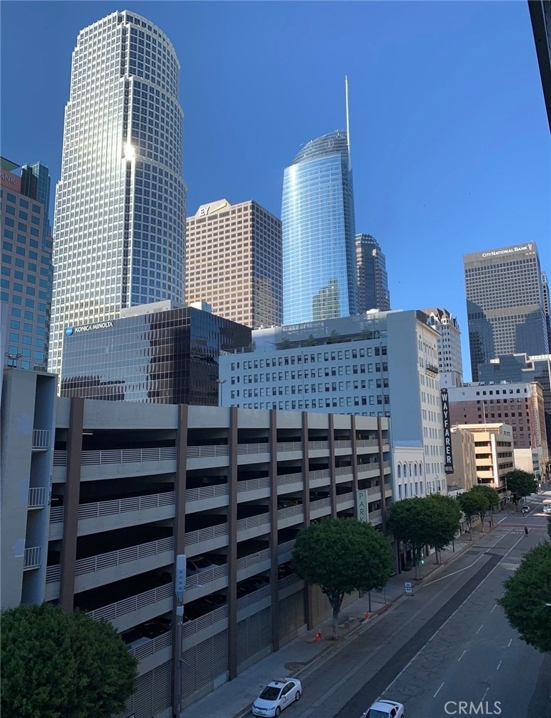 645 W 9th St. - Photo 11